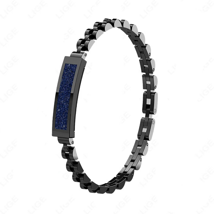 Black smart health band with pedometer
