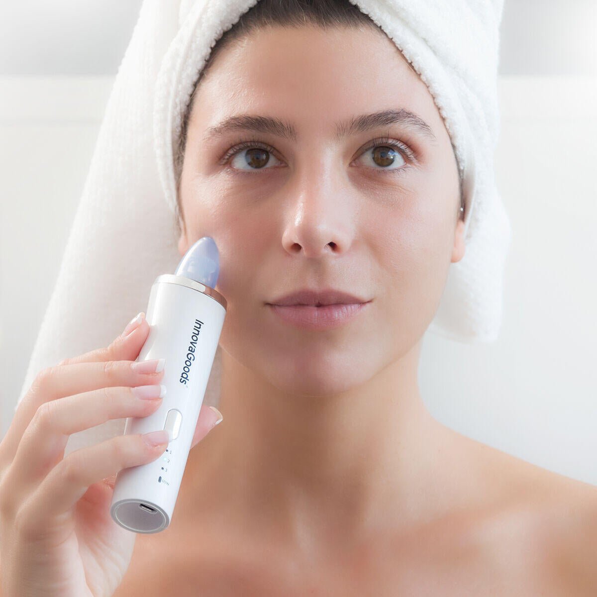 Limpiador Facial Eléctrico de Puntos Negros PureVac