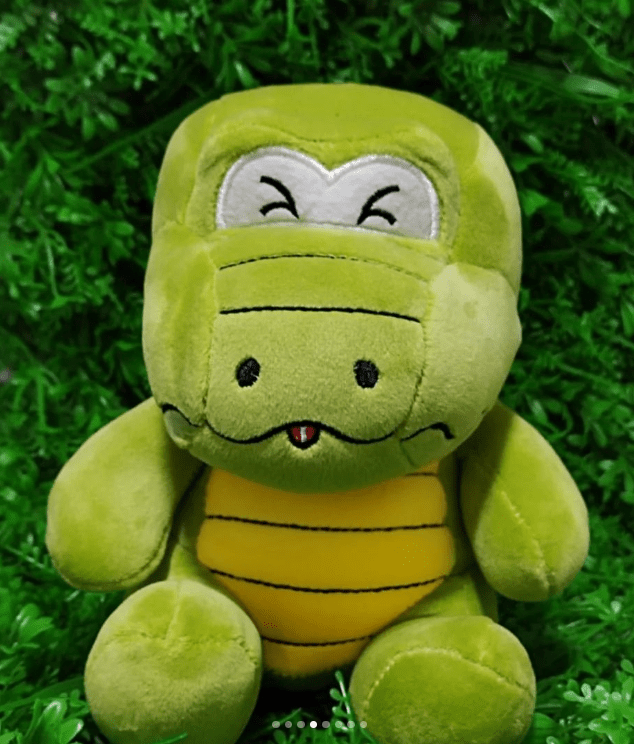 Peluche Suave de Cocodrilo Sentado